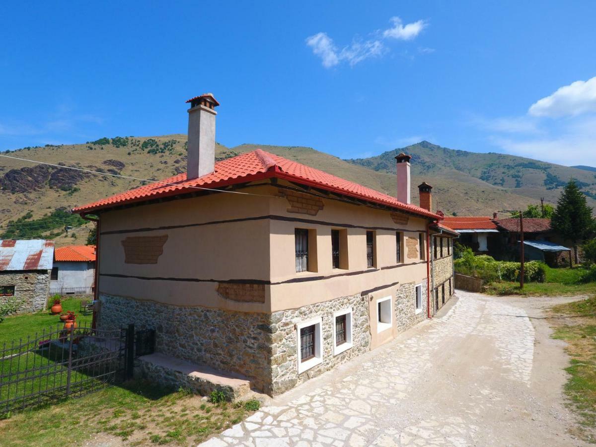Dora's House at Agios Germanos Prespes Hostal Exterior foto